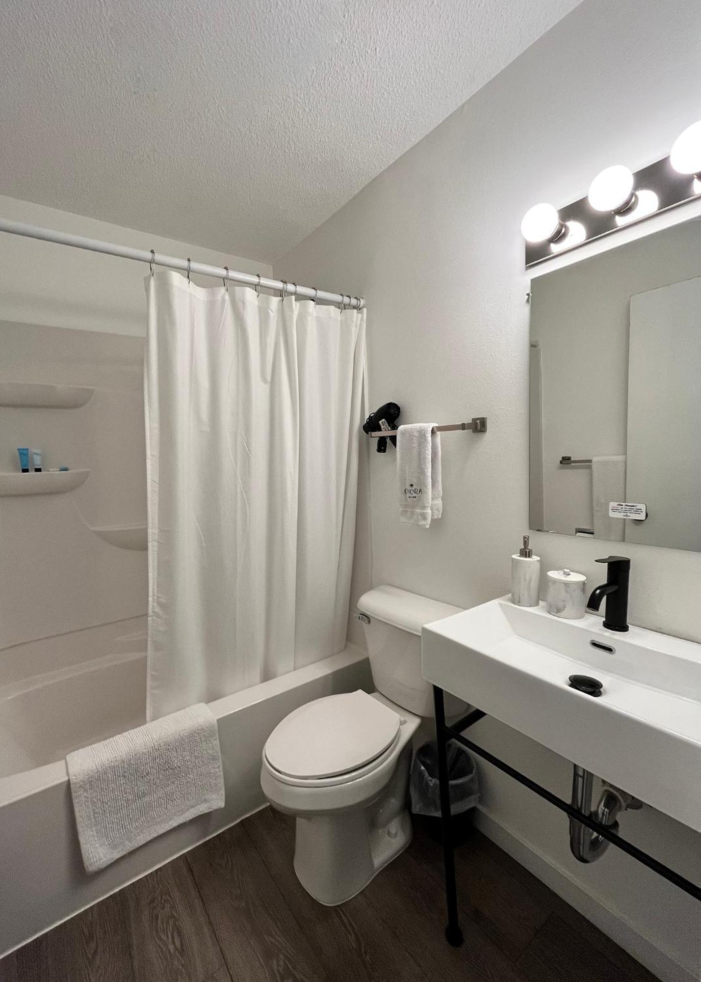 Onora Suites Wausau Exterior photo